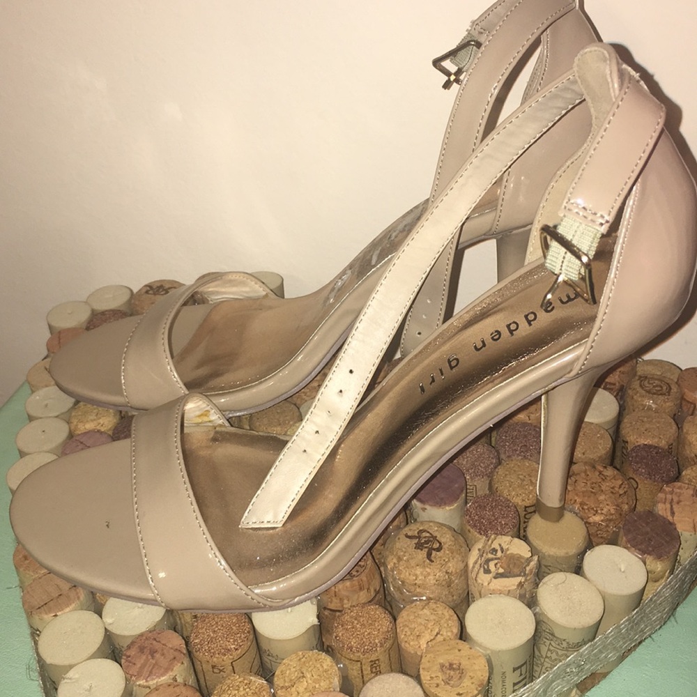 Nude heels